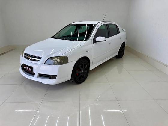 CHEVROLET ASTRA 2.0 MPFI ADVANTAGE 8V FLEX 4P MANUAL CHEVROLET ASTRA 2.0 MPFI ADVANTAGE 8V FLEX 4P MANUAL